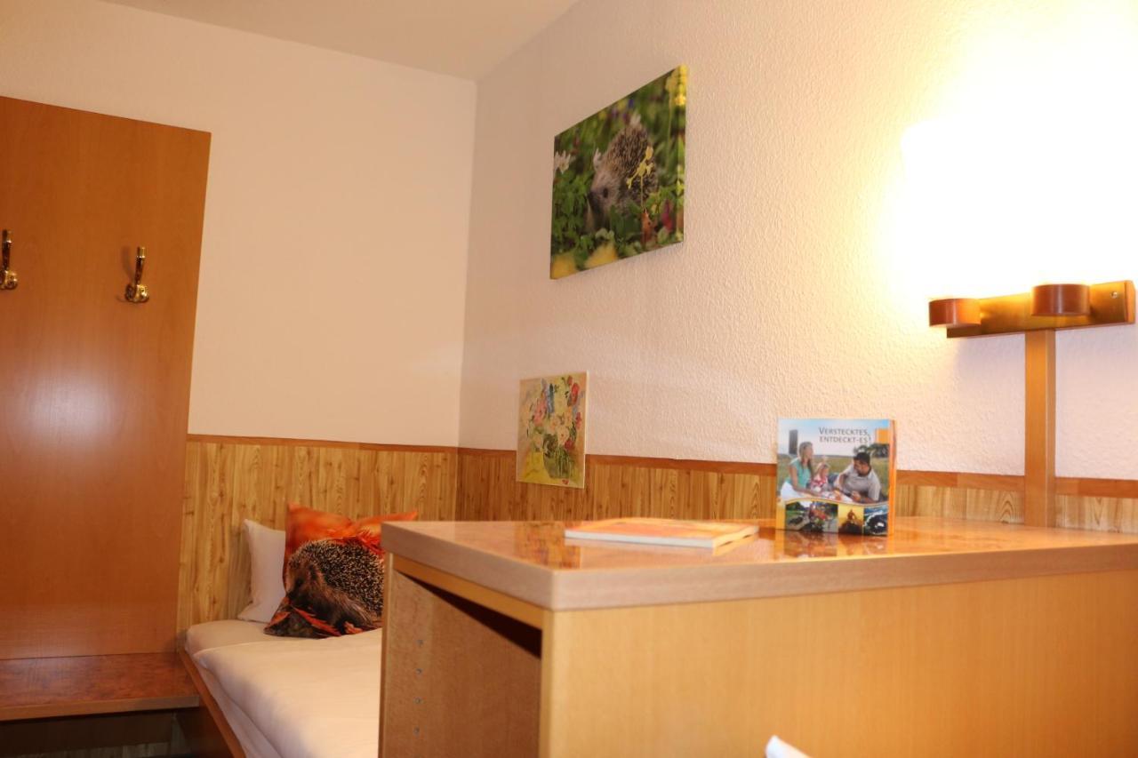 Hotel Und Restaurant Karpfenschaenke Schenkendobern Dış mekan fotoğraf